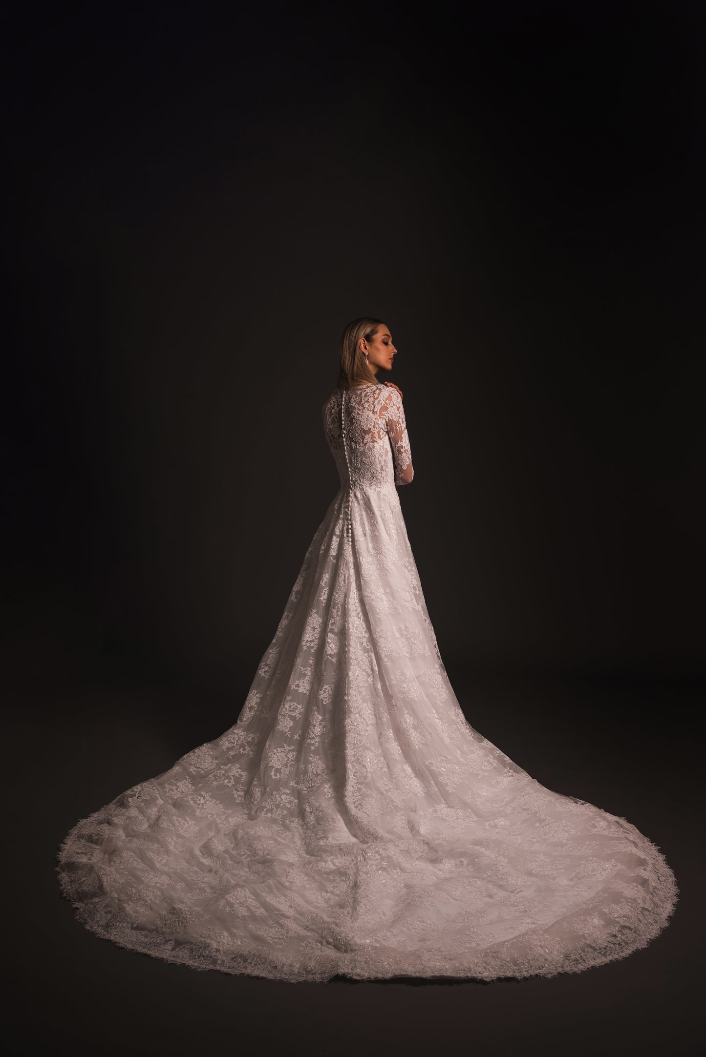 NICKY HILTON