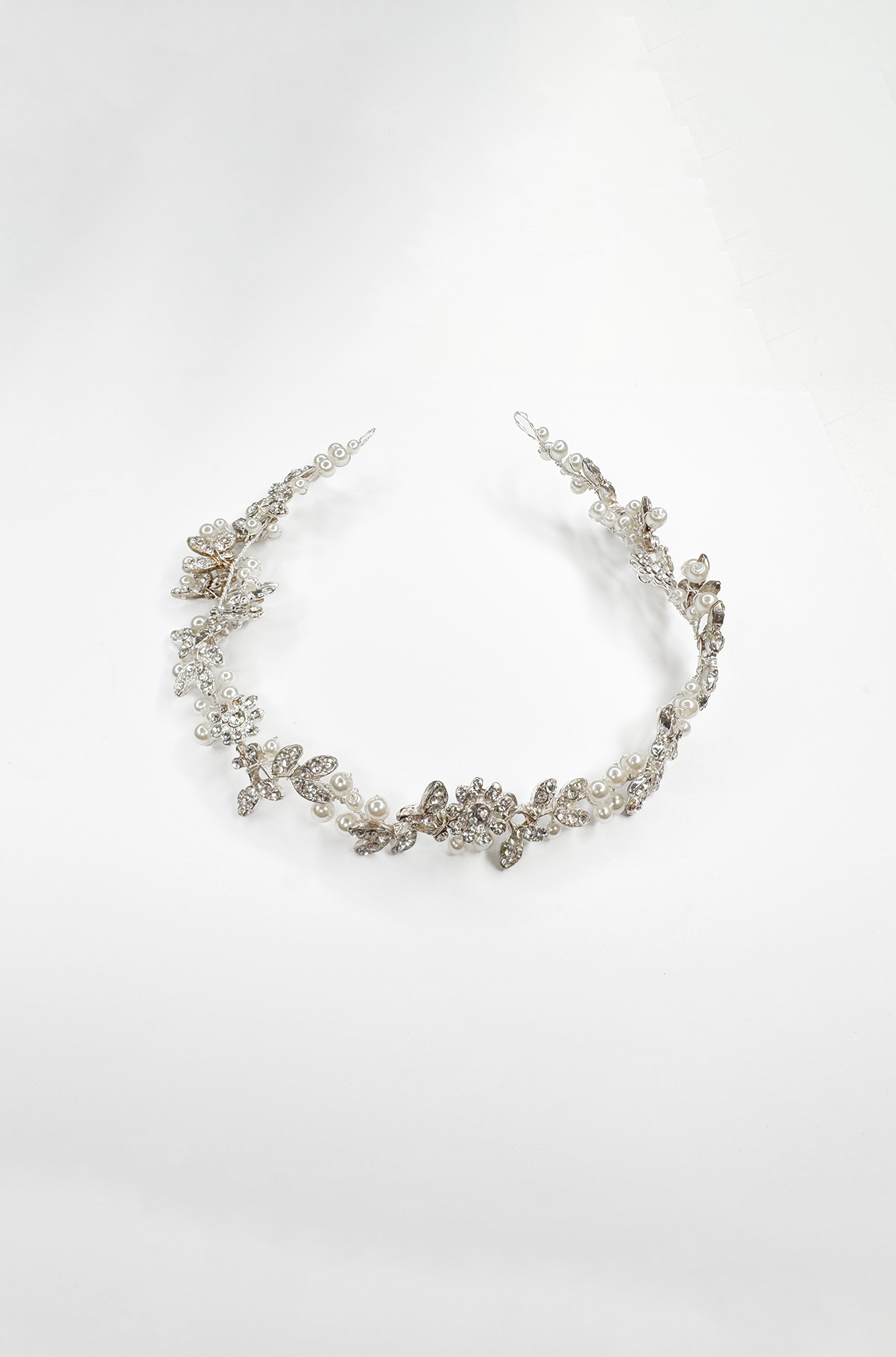 SHINE PEARL TIARA