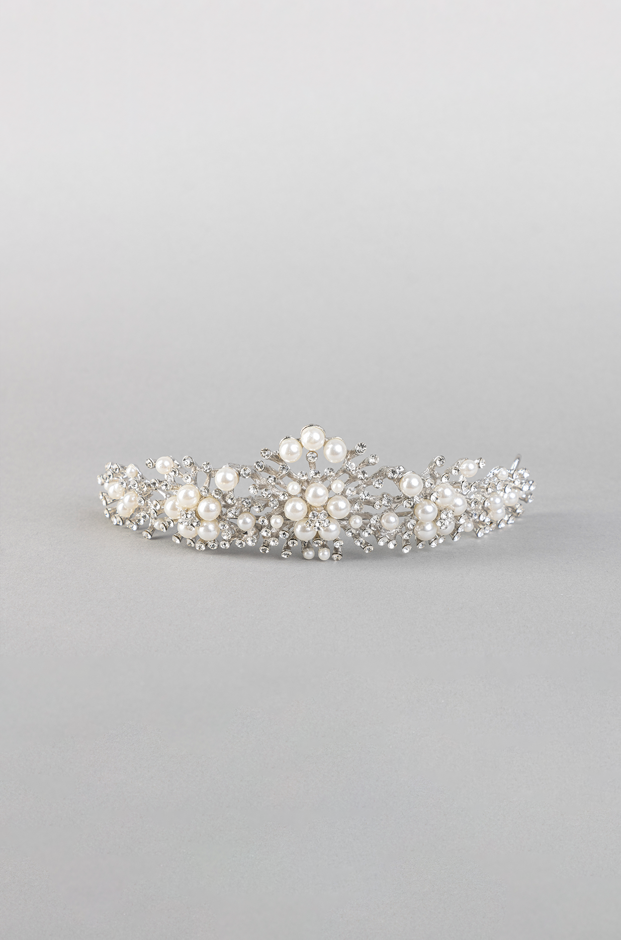 PEARL DIAMOND TIARA