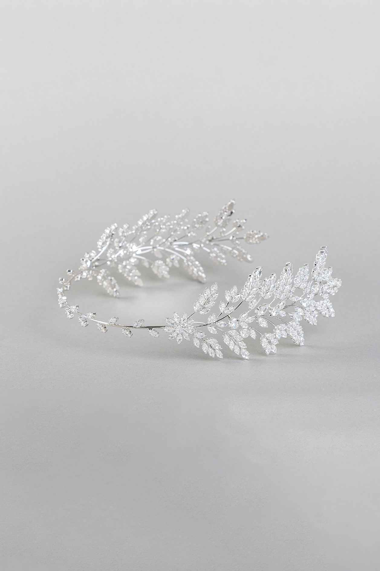 ROMANTIC TIARA