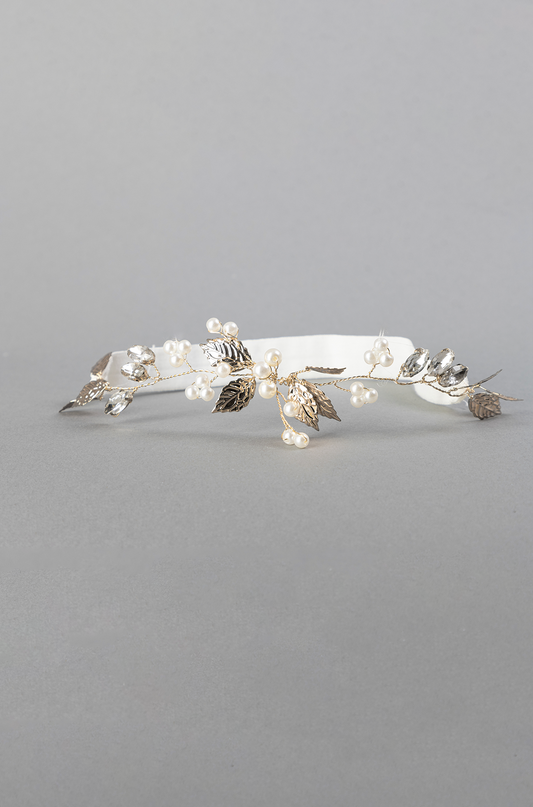 PEARLS GARTER BELT